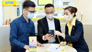 Lợi nhuận ngân hàng vẫn cao kỷ lục bất chấp dịch Covid