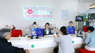 VPBank gần cán đích kế hoạch lợi nhuận cả năm