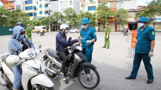 Hà Nội dừng việc tăng cường kiểm soát người đến từ tỉnh thành khác