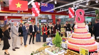 Tổng lãnh sự quán New Zealand thăm và làm việc tại WinMart