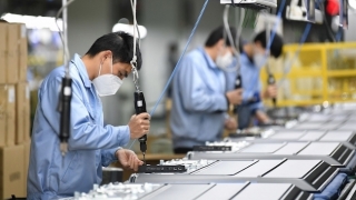 GDP quý I tăng 3,32% thấp hơn nhiều so với các dự báo