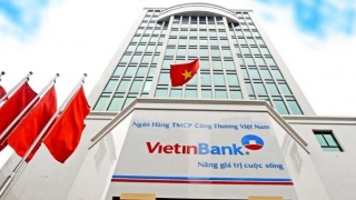 5 năm mua bảo hiểm trách nhiệm lãnh đạo của Vietinbank