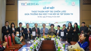 Tập đoàn TH hợp tác với Đại học Y Hà Nội xây dựng trung tâm nghiên cứu và ứng dụng khoa học tế bào