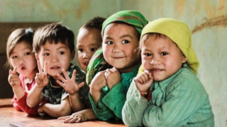 Hộ chiếu cười...