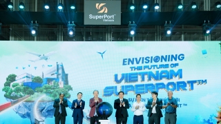 SuperPort Vietnam unveils new vision, targets net-zero emissions by 2040