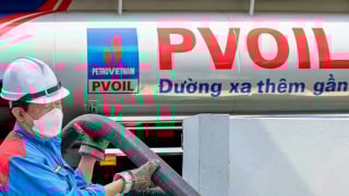 Lợi nhuận PVOIL lao dốc mạnh bất chấp doanh thu tăng