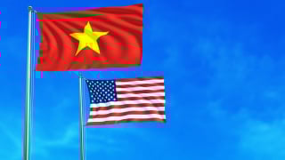 Từ 'America First' đến chiến lược 'Make in Vietnam'