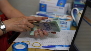 Nguy cơ mất nhân sự vì trì hoãn tăng lương