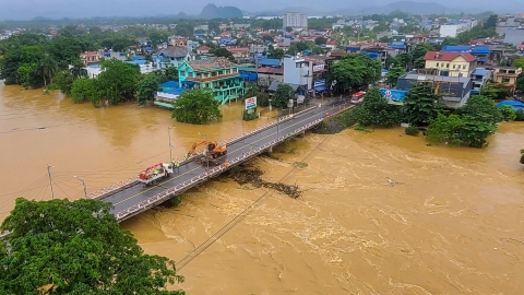 Cập nhật tình hình đê điều trong mưa lũ ở miền Bắc