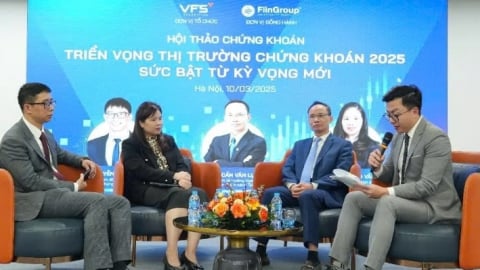 Những ‘cơn gió ngược’ tạo đà cho chứng khoán Việt