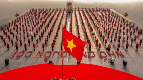 'Du lịch yêu nước' lên ngôi: Khi mỗi hành trình là một lời tri ân đất nước