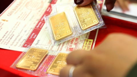 Giá vàng hôm nay 17/5: SJC đã giảm 4,4% từ đỉnh