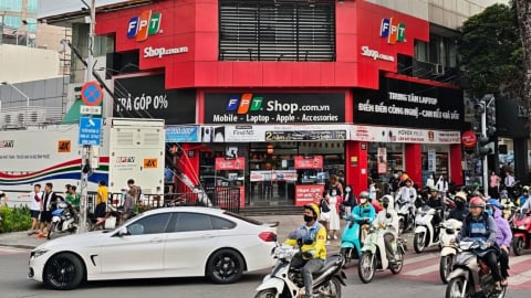 FPT Shop biến 600 cửa hàng thành điểm rút tiền mặt như cây ATM