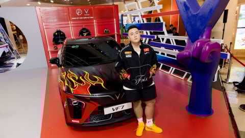 VinFast VF 7 'đậm chất chơi' của Fabo Nguyễn tạo cơn sốt với giới hypebeast 