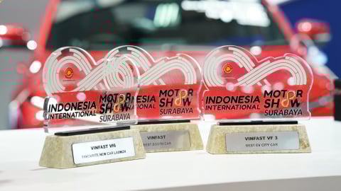 VinFast lập kỷ lục tại IIMS Surabaya 2025 với 4 giải thưởng