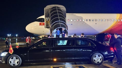 Tổng thống Cộng hòa Litva đến Hà Nội trên chuyên cơ Vietjet