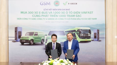 Xanh SM, V-Green và CK Việt Nam hợp tác 'điện hóa giao thông' Nghệ An