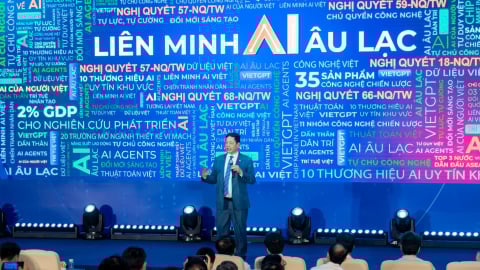 Tiên phong là chưa đủ, Chủ tịch FPT muốn một phong trào 'bình dân hóa' AI