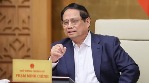 Thủ tướng: Sớm xem xét bỏ hạn mức tín dụng, điều hành theo cơ chế thị trường