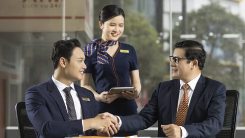 Dòng tiền tìm đến cổ phiếu ngân hàng định giá thấp, triển vọng tăng trưởng tích cực