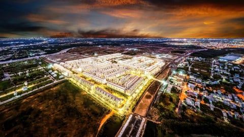 Khi thành phố thiên niên kỷ cửa ngõ phía Nam Sài Gòn hóa thành sàn diễn nghệ thuật đỉnh cao