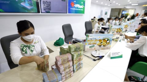 Vietcombank, MB, VPBank và HDBank được giảm 50% dự trữ bắt buộc