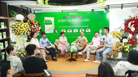 TS. Trần Quốc Việt ra mắt sách về quản trị chiến lược thực chiến