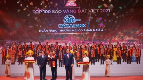 Nam A Bank nhận giải thưởng Sao Vàng đất Việt 2021