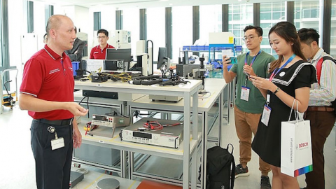 Điểm nghẽn khiến đổi mới sáng tạo khó thẩm thấu vào các ngành nghề