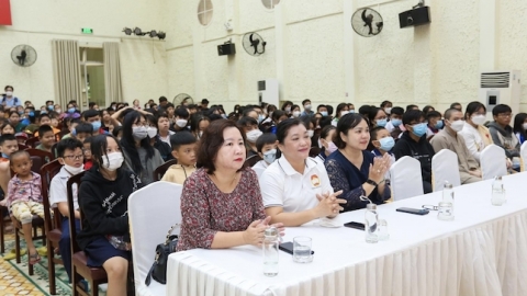 'Xuân Vạn Phúc – Tết yêu thương': Van Phuc Group tặng quà Tết cho 300 trẻ em có hoàn cảnh khó khăn, mồ côi tại TP. Thủ Đức