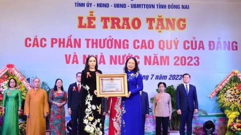 Phó chủ tịch Tập đoàn KN Holdings được tặng Huân chương Lao động hạng Nhất