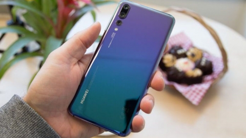 Huawei tung sản phẩm mới, thách thức Iphone X và Galaxy S9