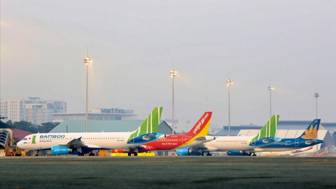 Vietjet, Vietnam Airlines ứng phó với dịch Covid-19