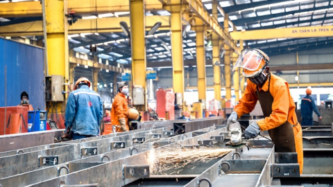 Kỳ vọng ngành sản xuất trở lại trong quý IV