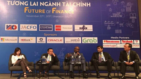 Nhà quản trị tài chính đang đối mặt với công nghệ