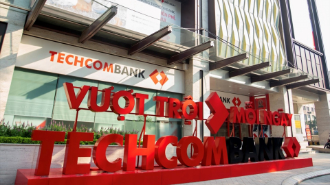 Techcombank lãi trước thuế 6.800 tỷ đồng trong quý I