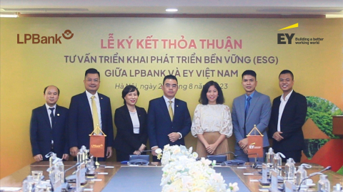 LPBank hợp tác với EY Việt Nam xây dựng lộ trình phát triển bền vững