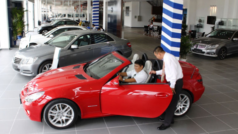 Thuế nhập khẩu tăng hàng nghìn USD, xe cũ ''khó đường về''
