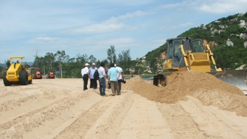 Nhà máy lọc dầu tỉ đô xin giảm vốn nhưng… tăng diện tích