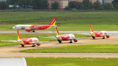 Vietjet bị phạt 40 triệu đồng vì trình diễn bikini đón U23 Việt Nam