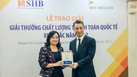 8 năm liên tiếp SHB được vinh danh ngân hàng có dịch vụ thanh toán quốc tế xuất sắc