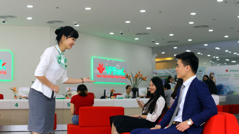 Lợi nhuận hợp nhất quý II của VPBank tăng 34% so với cùng kỳ