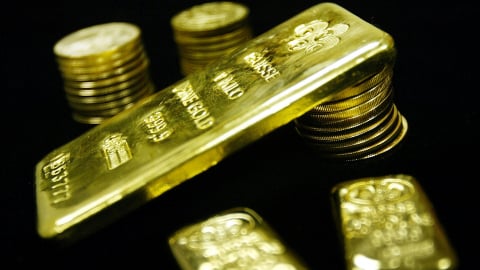 Giá vàng hôm nay 3/8: Đe dọa mốc 1.200 USD/oz