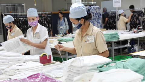 Thị trường lao động cạnh tranh khốc liệt do nguồn cung lớn