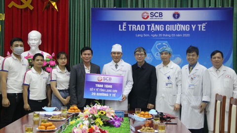 SCB tặng 100 giường y tế và 1,3 tỷ đồng chung tay chống dịch Covid-19