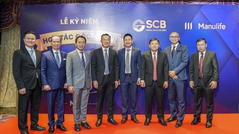 SCB và Manulife kỷ niệm 5 năm hợp tác độc quyền