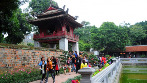 Chưa đủ hút khách du lịch, Hà Nội chủ yếu là điểm trung chuyển