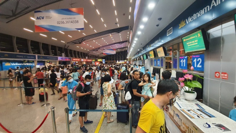 Cục Hàng không yêu cầu ba hãng bay dừng bán vé vượt slot dịp Tết