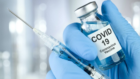 Tập đoàn Hưng Thịnh tiêm miễn phí 14.000 liều vắc-xin Covid-19 cho nhân viên và người thân