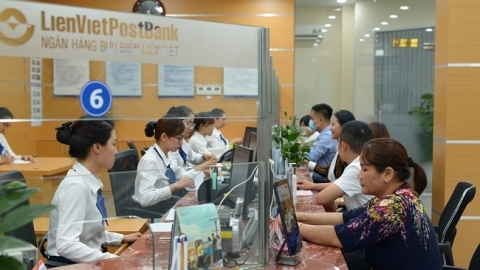 LienVietPostBank: Chọn lối đi riêng